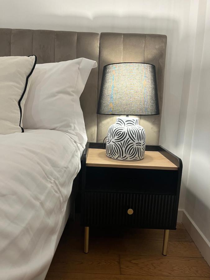 Heart Of Covent Garden Central Apartment - 2 Bed ลอนดอน ภายนอก รูปภาพ